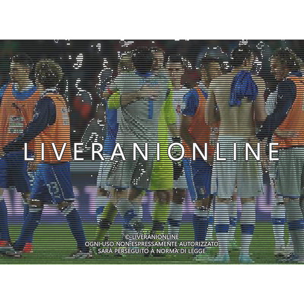 Qualificazioni ai Campionati Mondiali di Calcio Brasile FIFA 2014 Gruppo B Praga - 07.06.2013 Repubblica Ceca-Italia Nella Foto:abbraccio cech buffon a fine partita /Ph.Vitez-Ag. Aldo Liverani