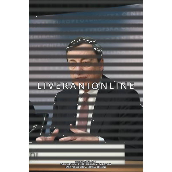 (130606) -- FRANKFURT, June 6, 2013 () -- The European Central Bank (ECB) President Mario Draghi attends a press conference in Frankfurt, Germany, June 6, 2013. ECB on Thursday left key interest rates unchanged and the benchmark interest rate stands at a record low of 0.5 percent after a cut in May. (/Shen Zhengning) (xzj) /Ag. Aldo Liverani s.a.s.-Only Italy-Editorial Use Only