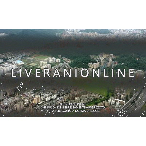 (130610) -- TAIPEI, June 10, 2013 () -- Photo taken on June 9, 2013 shows an overlook of Taipei, southeast China\'s Taiwan. (/Tao Ming) (zwx) ©photoshot/AGENZIA ALDO LIVERANI SAS - ITALY ONLY - Veduta aerea panoramica della citta\' di Taipei, della Cina sud-orientale di Taiwan.