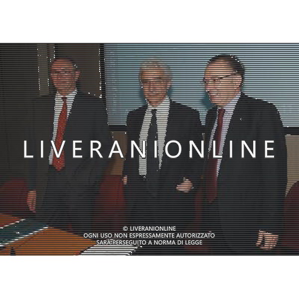MILANO 11/6/2013 ASSOLOMBARDA, VIA PANTANO, 9 RAPPORTO DELLA BANCA D\' ITALIA: \'L\' ECONOMIA DELLA LOMBARDIA\' NELLA FOTO SALVATORE ROSSI, GIORGIO SQUINZI E FEDERICO GHIZZONUI FOTO ROMANO/AG ALDO LIVERANI S.A.S.