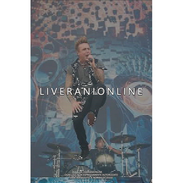 Papa Roach perform on the Main Stage at Download Festival, Castle Donington, UK on 14th June 2013. Pictured here Jacoby Shaddix ©photoshot/AGENZIA ALDO LIVERANI SAS - ITALY ONLY - EDITORIAL USE ONLY