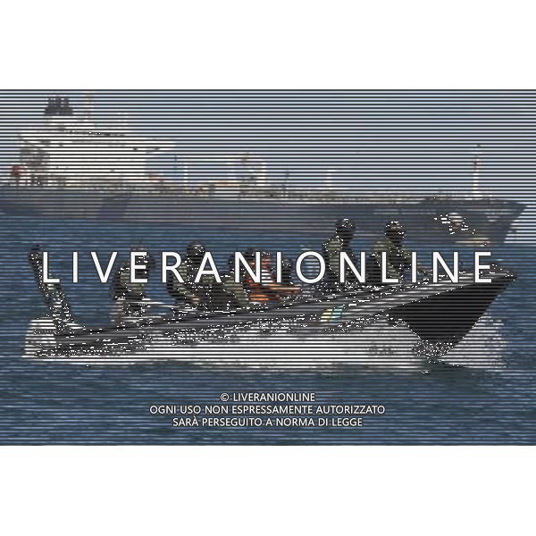 (130615) -- BAHIA, June 15, 2013 () -- Members of the Brazilian Navy patrol as part of the security plan for the FIFA Confederations Cup Brazil 2013, in Bahia de Todos los Santos, in Salvador, Bahia State, Brazil, on June 14, 2013. The FIFA Confederations Cup Brazil 2013 will be held from June 15 to June 30. (/Agencia Estado) (itm) (sp) ***BRAZIL OUT*** ©photoshot/AGENZIA ALDO LIVERANI SAS - ITALY ONLY - Manifestazioni e preparativi per l\'apertura della Confederations Cup di calcio Brasile 2013 in Brasile 14 giugno 2013. La FIFA Confederations Cup si terra\' dal 15 al 30 giugno 