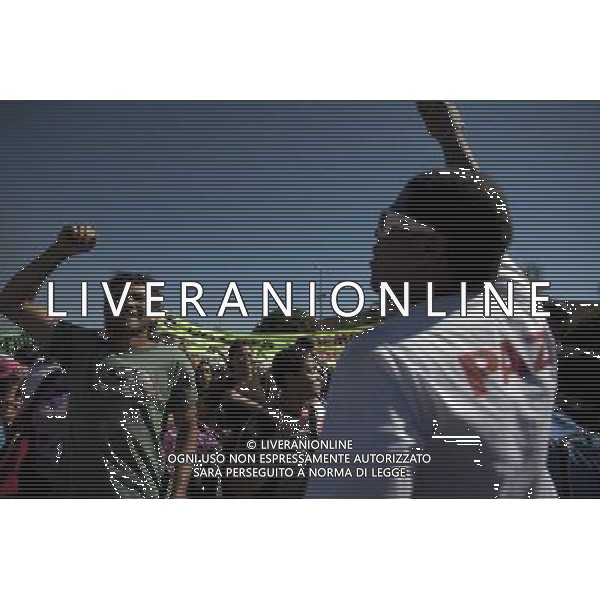 (130615) -- BRASILIA, June 15, 2013 () -- Residents attend a protest in front of the Mane Garrincha National Stadium, in Brasilia, Brazil, on June 14, 2013. The 2013 FIFA Confederations Cup will be held from June 15 to June 30, 2013. (/Guillermo Arias) (py) ©photoshot/AGENZIA ALDO LIVERANI SAS - ITALY ONLY - Manifestazioni e preparativi per l\'apertura della Confederations Cup di calcio Brasile 2013 in Brasile 14 giugno 2013. La FIFA Confederations Cup si terra\' dal 15 al 30 giugno 