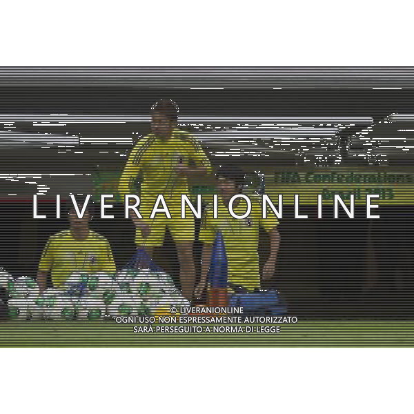 (130615) -- BRASILIA, June 15, 2013 () -- Japan\'s players participate in a training session at Brasilia\'s National Stadium Mane Garrincha, in Brasilia, capital of Brazil, on June 14, 2013. The FIFA Confederations Cup Brazil 2013 will be held from June 15 to June 30. (/Guillermo Arias) (itm) (sp) ©photoshot/AGENZIA ALDO LIVERANI SAS - ITALY ONLY - Manifestazioni e preparativi per l\'apertura della Confederations Cup di calcio Brasile 2013 in Brasile 14 giugno 2013. La FIFA Confederations Cup si terra\' dal 15 al 30 giugno 