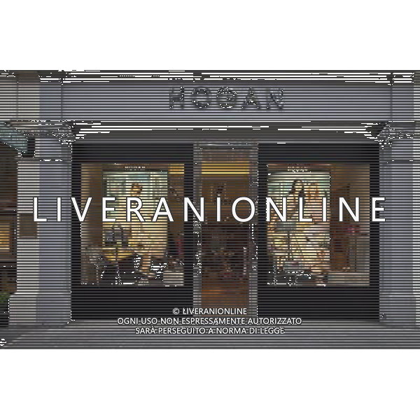 Fashionable Shops, Knightsbridge, London, England AG ALDO LIVERANI SAS ONLY ITALY