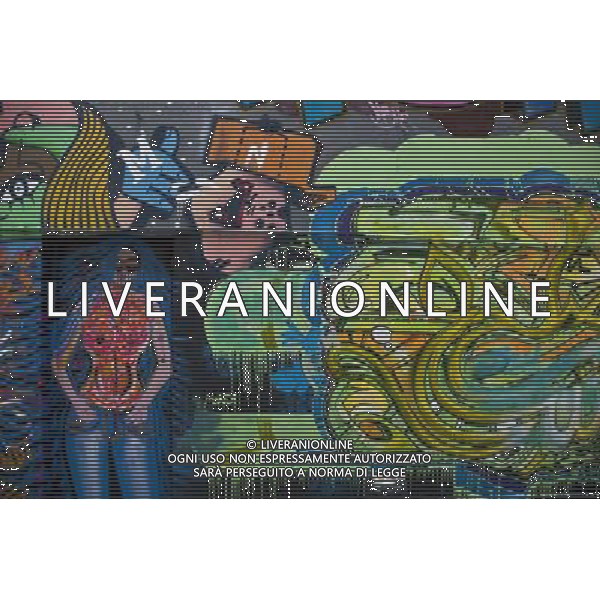 Street Art, Brick Lane, London, England AG ALDO LIVERANI SAS ONLY ITALY