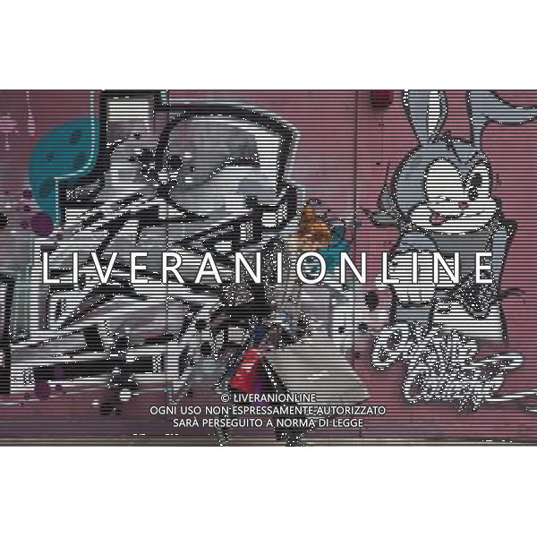 Street Art, Brick Lane, London, England AG ALDO LIVERANI SAS ONLY ITALY