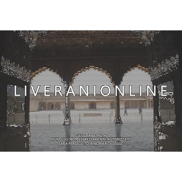 (130611) -- LAHORE, June 11, 2013 -- Tourists visit the Fort in Lahore, Pakistan, June 11, 2013. The fort contains marble palaces and mosques decorated with mosaics and gilt. The Fort in Lahore was listed by United Nations Educational, Scientific and Cultural Organization (UNESCO) as a world heritage in 1981. (/Zhang Yong) (zhf) ©Photoshot/AGENZIA ALDO LIVERANI SAS-ITALY ONLY - EDITORIAL USE ONLY