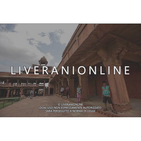 (130618) -- AGRA, June 18, 2013 () -- People visit the Fatehpur Sikri in Agra, Uttar Predesh, India, June 15, 2013. Fatehpur Sikri, meaning the City of Victory, was built during the second half of the 16th century by the Mughal Emperor Akbar. Due to the shortage of water, it served as the capital of the Mughal Empire for only some 10 years. The well-preserved complex of monuments and temples, all in a uniform architectural style, showed the combination of Hindu and Islamic cultures during the Mughal times, including one of the largest mosques in India, the Jama Masjid. The Fatehpur Sikri was enlisted as the World Heritage by the United Nations Educational, Scientific and Cultural Organization in 1986. (/Zheng Huansong)(srb) ©Photoshot/AGENZIA ALDO LIVERANI SAS-ITALY ONLY - EDITORIAL USE ONLY