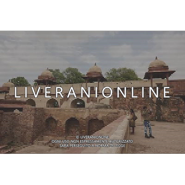 (130618) -- AGRA, June 18, 2013 () -- People visit the Fatehpur Sikri in Agra, Uttar Predesh, India, June 15, 2013. Fatehpur Sikri, meaning the City of Victory, was built during the second half of the 16th century by the Mughal Emperor Akbar. Due to the shortage of water, it served as the capital of the Mughal Empire for only some 10 years. The well-preserved complex of monuments and temples, all in a uniform architectural style, showed the combination of Hindu and Islamic cultures during the Mughal times, including one of the largest mosques in India, the Jama Masjid. The Fatehpur Sikri was enlisted as the World Heritage by the United Nations Educational, Scientific and Cultural Organization in 1986. (/Zheng Huansong)(srb) ©Photoshot/AGENZIA ALDO LIVERANI SAS-ITALY ONLY - EDITORIAL USE ONLY