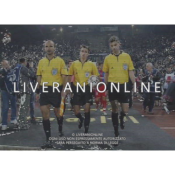 udine 30/09/2004 coppa uefa udinese- panionios nella foto arbitro benes terna arbitrale ag. aldo liverani-venezia