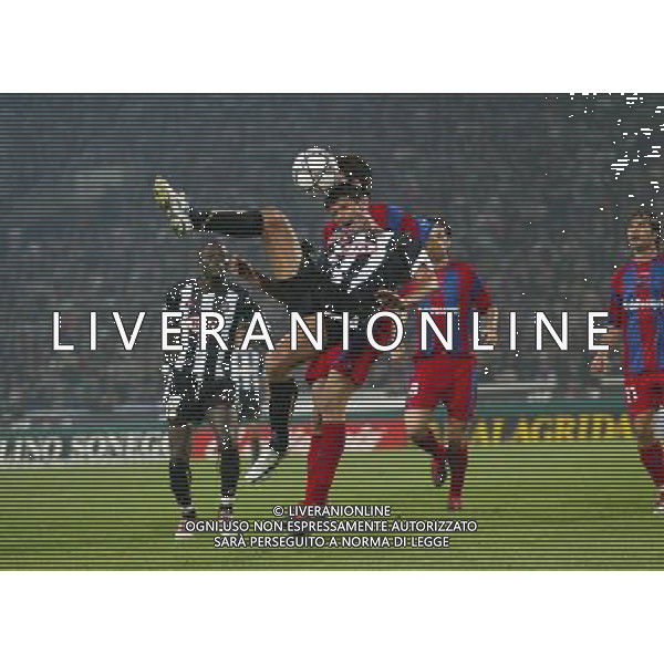 udine 30/09/2004 coppa uefa udinese- panionios nella foto cribari sanchez ag. aldo liverani-venezia