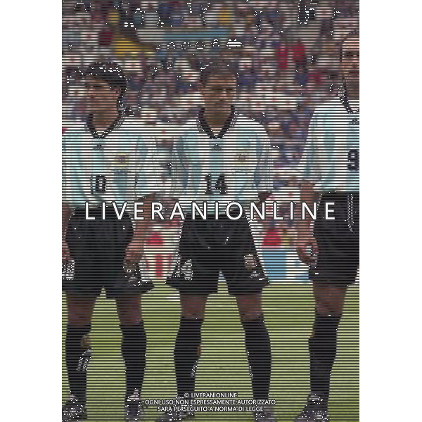 ARGENTINA GIAPPONE CAMPIONATI DEL MONDO FRANCIA 98-14/06/1998 NELLA FOTO ARIEL ORTEGA-NELSON VIVES AG ALDO LIVERANI S A S