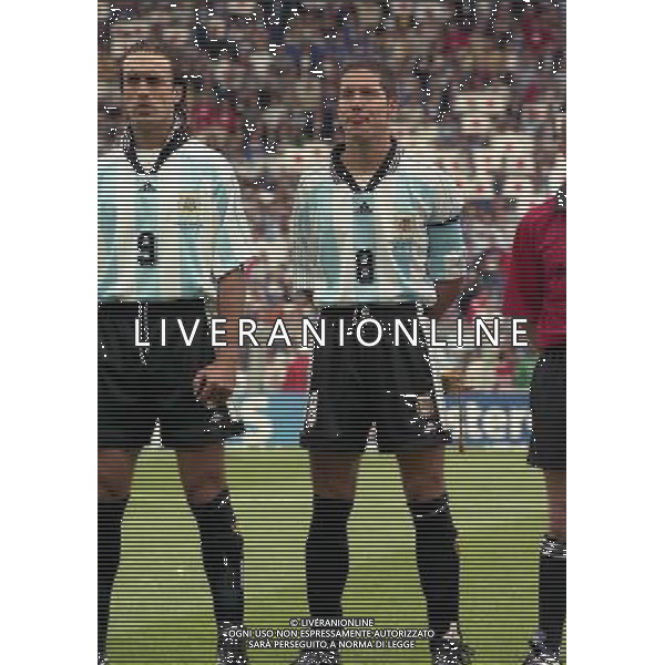 ARGENTINA GIAPPONE CAMPIONATI DEL MONDO FRANCIA 98-14/06/1998 NELLA FOTO GABRIEL BATISTUTA-DIEGO PABLO SIMEONE AG ALDO LIVERANI S A S