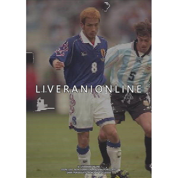 ARGENTINA GIAPPONE CAMPIONATI DEL MONDO FRANCIA 98-14/06/1998 NELLA FOTO HIDETOSHI NAKATA AG ALDO LIVERANI S A S