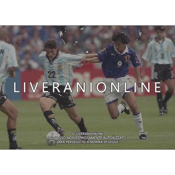 ARGENTINA GIAPPONE CAMPIONATI DEL MONDO FRANCIA 98-14/06/1998 NELLA FOTO JAVIER ZANETTI- NAKAYAMA MASASHI AG ALDO LIVERANI S A S