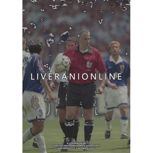 ARGENTINA GIAPPONE CAMPIONATI DEL MONDO FRANCIA 98-14/06/1998 NELLA FOTO ARBITRO MARIO VAN DER ENDE AG ALDO LIVERANI S A S