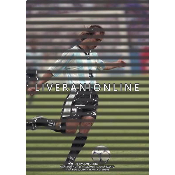 14 June 1998-14:30-Toulouse / Stade Municipal ARGENTINA-GIAPPONE CAMPIONATO DEL MONDO FRANCIA 98 NELLA FOTO Gabriel BATISTUTA AG ALDO LIVERANI S A S