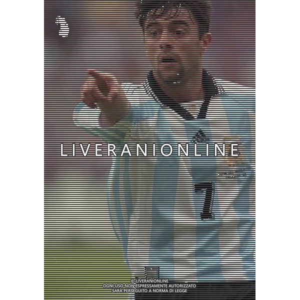 14 June 1998-14:30-Toulouse / Stade Municipal ARGENTINA-GIAPPONE CAMPIONATO DEL MONDO FRANCIA 98 NELLA FOTO CLAUDIO LOPEZ AG ALDO LIVERANI S A S