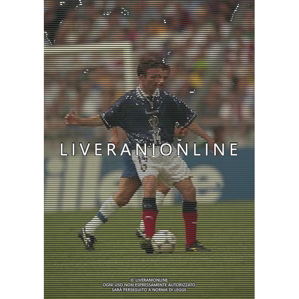 CAMPIONATO DEL MONDO FRANCIA 98 BRASILE-SCOZIA 10-06-1998 NELLA FOTO Paul LAMBERT AG ALDO LIVERANI S A S