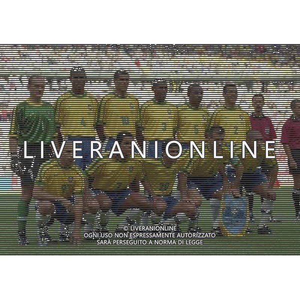 CAMPIONATO DEL MONDO FRANCIA 98 BRASILE-SCOZIA 10-06-1998 NELLA FOTO FORMAZIONE BRASILE AG ALDO LIVERANI S A S