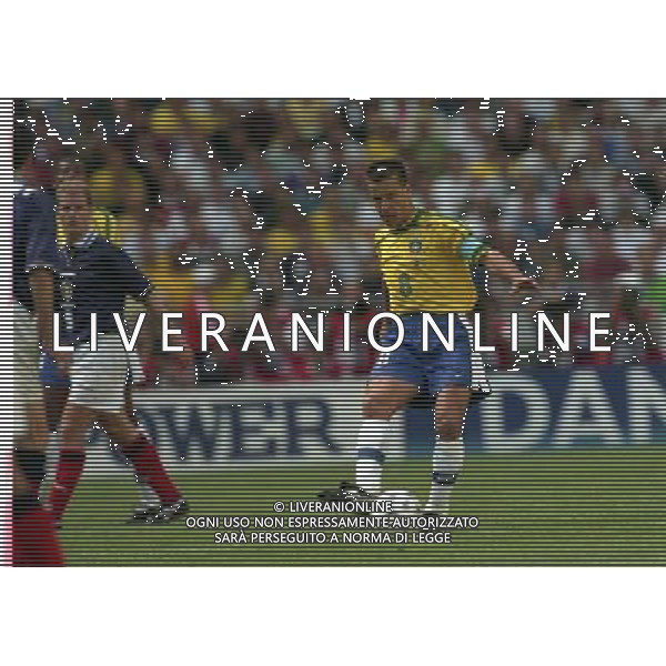 CAMPIONATO DEL MONDO FRANCIA 98 BRASILE-SCOZIA 10-06-1998 NELLA FOTO CARLOS DUNGA AG ALDO LIVERANI S A S