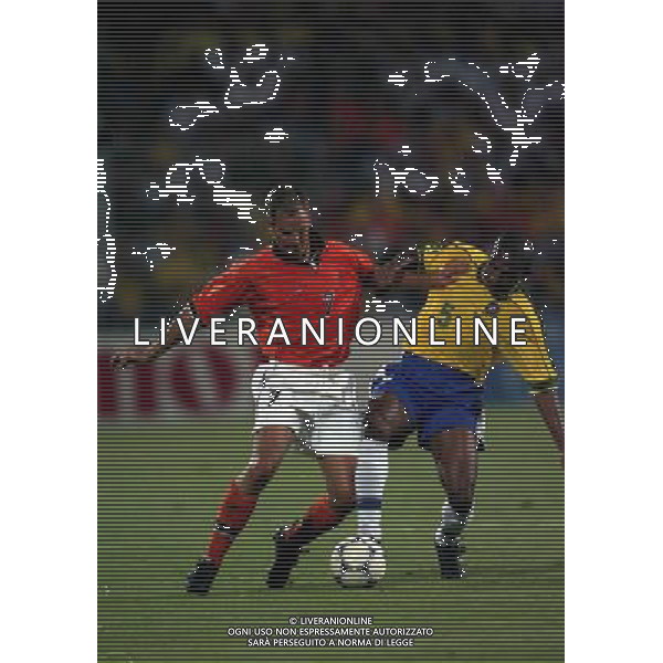 07/07/1998 -CAMPIONATO DEL MONDO FRANCIA 1998 PARTITA-BRASILE OLANDA NELLA FOTO DE BOER RONALD-CESAR SAMPAIO AG ALDO LIVERANI S A S
