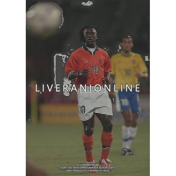07/07/1998 -CAMPIONATO DEL MONDO FRANCIA 1998 PARTITA-BRASILE OLANDA NELLA FOTO CLARENCE SEEDORF AG ALDO LIVERANI S A S