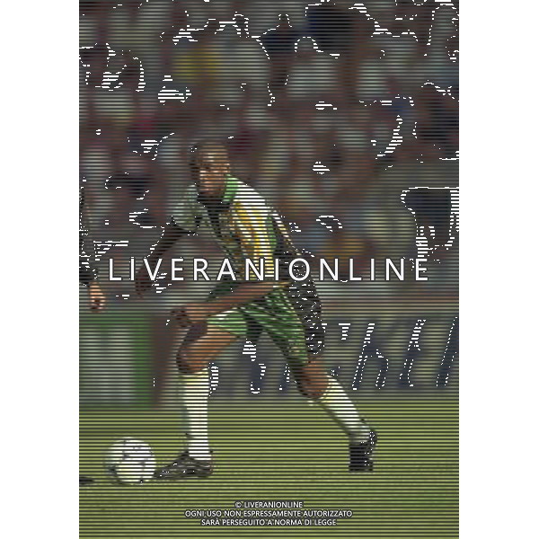 SUD AFRICA DANIMARCA CAMPIONATO DEL MONDO FRANCIA 1998/Sudafrica ‡ Danimarca ‡ Coppa del Mondo 1998 - Girone C - 18.06.1998 - 17:30. Stadium Municipal NELLA FOTO MC CARTHY BENEDICT AG ALDO LIVERANI S A S