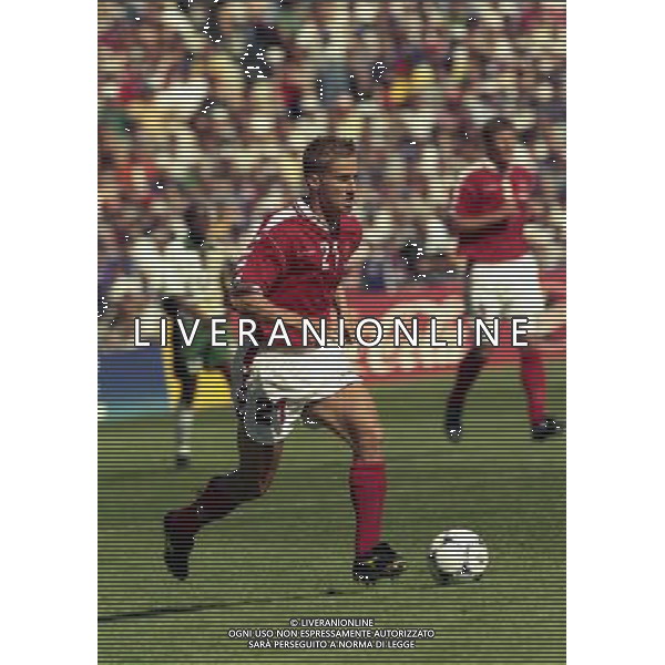 SUD AFRICA DANIMARCA CAMPIONATO DEL MONDO FRANCIA 1998/Sudafrica ‡ Danimarca ‡ Coppa del Mondo 1998 - Girone C - 18.06.1998 - 17:30. Stadium Municipal NELLA FOTO MARTIN JORGENSEN AG ALDO LIVERANI S A S