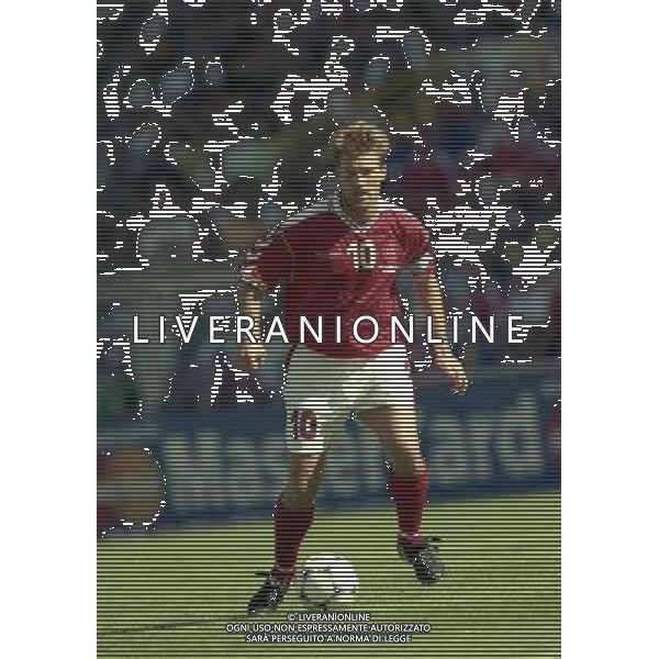 SUD AFRICA DANIMARCA CAMPIONATO DEL MONDO FRANCIA 1998/Sudafrica ‡ Danimarca ‡ Coppa del Mondo 1998 - Girone C - 18.06.1998 - 17:30. Stadium Municipal NELLA FOTO MICHAEL LAUDRUP AG ALDO LIVERANI S A S