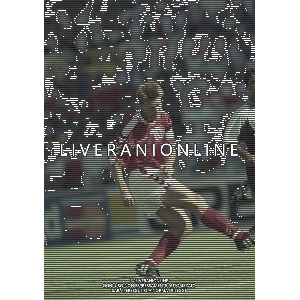 SUD AFRICA DANIMARCA CAMPIONATO DEL MONDO FRANCIA 1998/Sudafrica ‡ Danimarca ‡ Coppa del Mondo 1998 - Girone C - 18.06.1998 - 17:30. Stadium Municipal NELLA FOTO MICHAEL LAUDRUP AG ALDO LIVERANI S A S