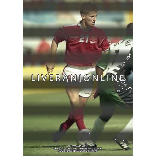 SUD AFRICA DANIMARCA CAMPIONATO DEL MONDO FRANCIA 1998/Sudafrica ‡ Danimarca ‡ Coppa del Mondo 1998 - Girone C - 18.06.1998 - 17:30. Stadium Municipal NELLA FOTO MARTIN JORGENSEN AG ALDO LIVERANI S A S