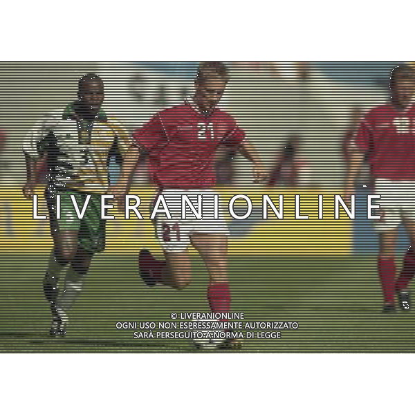SUD AFRICA DANIMARCA CAMPIONATO DEL MONDO FRANCIA 1998/Sudafrica ‡ Danimarca ‡ Coppa del Mondo 1998 - Girone C - 18.06.1998 - 17:30. Stadium Municipal NELLA FOTO MARTIN JORGENSEN AG ALDO LIVERANI S A S