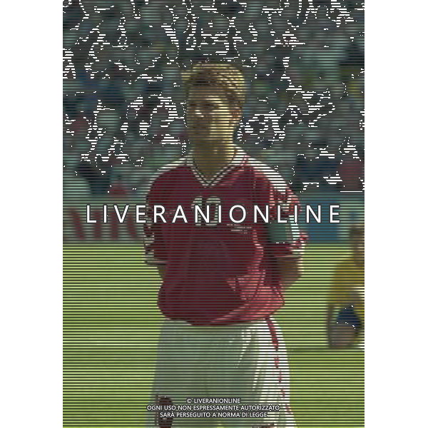 SUD AFRICA DANIMARCA CAMPIONATO DEL MONDO FRANCIA 1998/Sudafrica á Danimarca á Coppa del Mondo 1998 - Girone C - 18.06.1998 - 17:30. Stadium Municipal NELLA FOTO MICHAEL LAUDRUP AG ALDO LIVERANI S A S