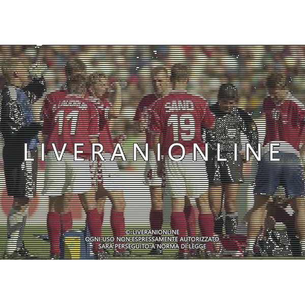 SUD AFRICA DANIMARCA CAMPIONATO DEL MONDO FRANCIA 1998/Sudafrica á Danimarca á Coppa del Mondo 1998 - Girone C - 18.06.1998 - 17:30. Stadium Municipal NELLA FOTO DANIMARCA AG ALDO LIVERANI S A S