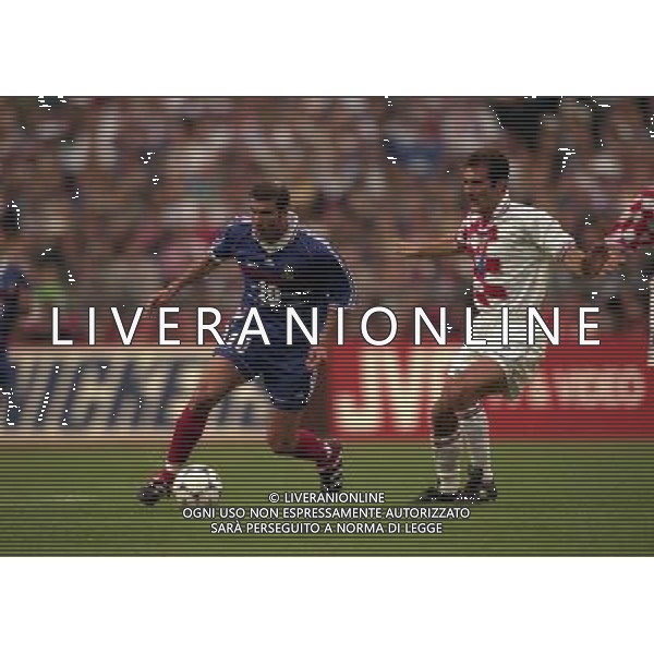 FRANCIA CROAZIA CAMPIONATO DEL MONDO FRANCIA 98 NELLA FOTO ZINEDINE ZIDANE-STIMAC IGOR AG ALDO LIVERANI S A S