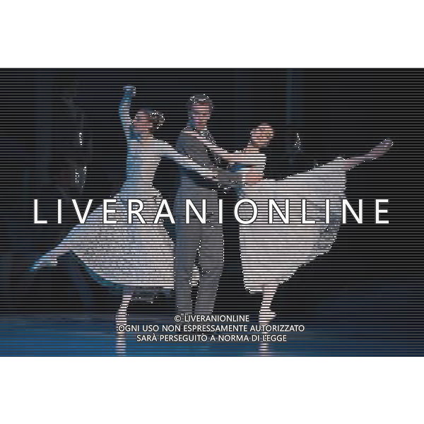 (130620) -- MELBOURNE (AUSTRALIA), June 20, 2013 () -- Dancers from the Australian Ballet perform during a dress rehearsal of Graeme Murphy\'s modern interpretation of \'Swan Lake\' at the Arts Center in Melbourne, Australia, on June 20, 2013. The show, inspired by the love triangle among Princess Diana, Prince Charles and Camilla, will be staged from June 21, 2013. (/Bai Xue) (lr) ©Photoshot/AGENZIA ALDO LIVERANI SAS-ITALY ONLY - EDITORIAL USE ONLY