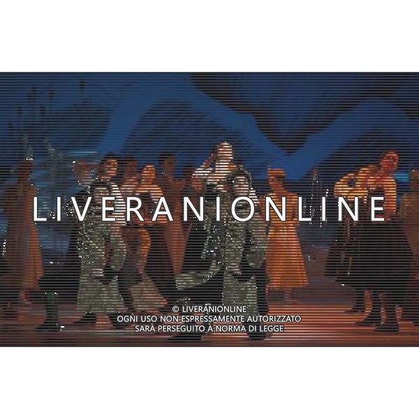 (130620) -- MELBOURNE (AUSTRALIA), June 20, 2013 () -- Dancers from the Australian Ballet perform during a dress rehearsal of Graeme Murphy\'s modern interpretation of \'Swan Lake\' at the Arts Center in Melbourne, Australia, on June 20, 2013. The show, inspired by the love triangle among Princess Diana, Prince Charles and Camilla, will be staged from June 21, 2013. (/Bai Xue) (lr) ©Photoshot/AGENZIA ALDO LIVERANI SAS-ITALY ONLY - EDITORIAL USE ONLY