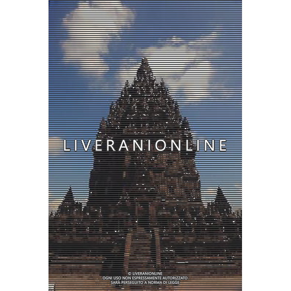 (130621) -- JAKARTA, June 21, 2013 () -- The photo taken on May 16, 2011 shows the Prambanan Temple Compounds in Central Java, Indonesia. Prambanan Temple Compounds is a 9th-century Hindu temple. It is one of the largest Hindu temples in southeast Asia. It was listed as a UNESCO World Heritage Site in 1991. Prambanan Temple Compounds was reconstructed from 1918 but damaged during the May 2006 Java earthquake. It is remarkable for its pointed architecture. The relief panels of its corridors depicts the stories of Indian epic Ramayana. (/Jiang Fan) (dzl) ©Photoshot/AGENZIA ALDO LIVERANI SAS-ITALY ONLY - EDITORIAL USE ONLY