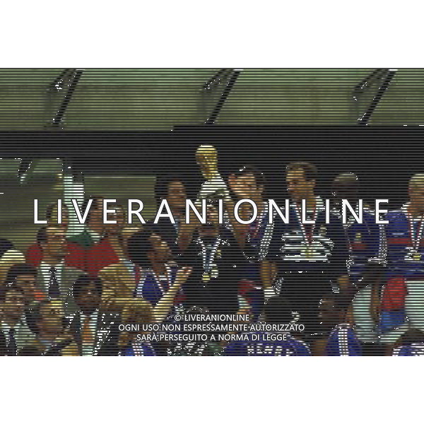 12/07/1998 CAMPIONATO DEL MONDO FRANCIA 98 STADIO SAINT DENIS NELLA FOTO FRANCIA CAMPIONE DEL MONDO AG ALDO LIVERANI S A S