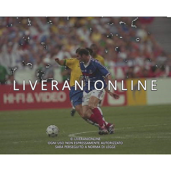 12/07/1998 CAMPIONATO DEL MONDO FRANCIA 98 STADIO SAINT DENIS NELLA FOTO Zinedine ZIDANE AG ALDO LIVERANI S A S