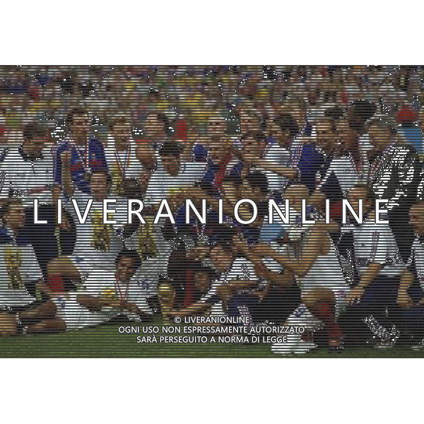 12/07/1998 CAMPIONATO DEL MONDO FRANCIA 98 STADIO SAINT DENIS NELLA FOTO FRANCIA CAMPIONE DEL MONDO 1998 AG ALDO LIVERANI S A S