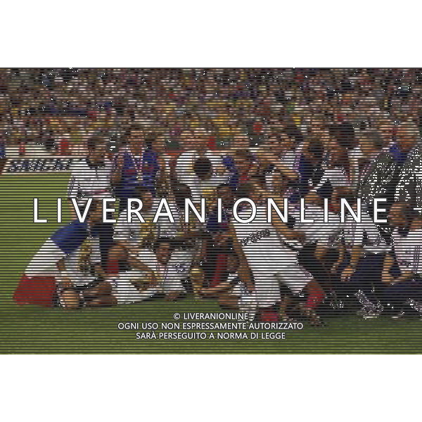 12/07/1998 CAMPIONATO DEL MONDO FRANCIA 98 STADIO SAINT DENIS NELLA FOTO FRANCIA CAMPIONE DEL MONDO AG ALDO LIVERANI S A S
