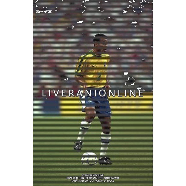 12/07/1998 CAMPIONATO DEL MONDO FRANCIA 98 STADIO SAINT DENIS NELLA FOTO MARCOS CAFU AG ALDO LIVERANI S A S