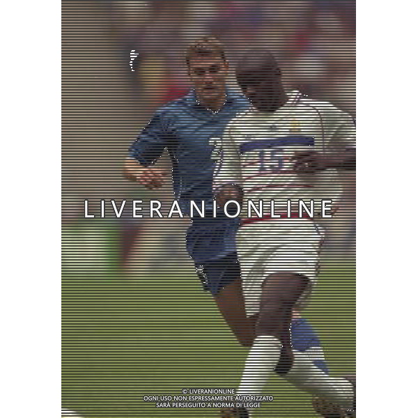 ITALIA FRANCIA CAMPIONATO DEL MONDO FRANCIA 98 QUARTI DI FINALE NELLA FOTO LILIAN THURAM-CHRISTIAN VIERI AG ALDO LIVERANI S A S