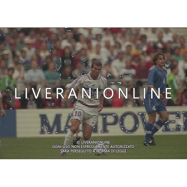 ITALIA FRANCIA CAMPIONATO DEL MONDO FRANCIA 98 QUARTI DI FINALE NELLA FOTO ZINEDINE ZIDANE AG ALDO LIVERANI S A S