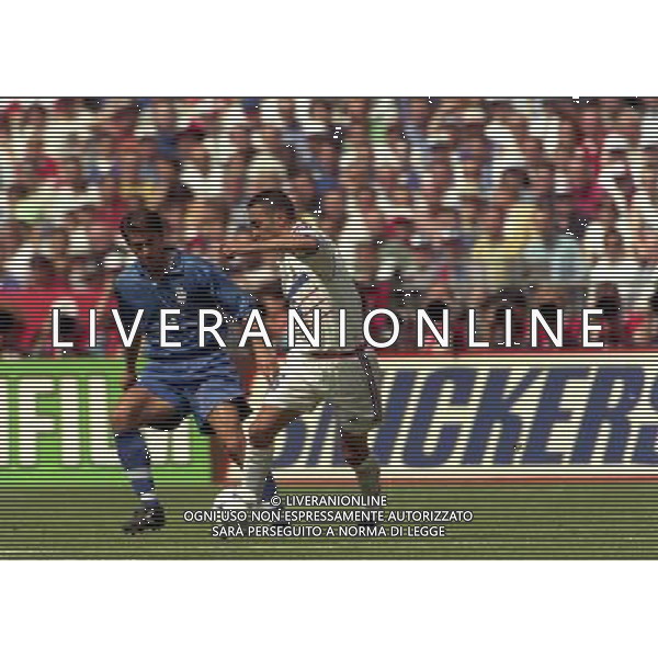 ITALIA FRANCIA CAMPIONATO DEL MONDO FRANCIA 98 QUARTI DI FINALE NELLA FOTO YOURI DJORKAEFF ALESSANDRO COSTACURTA AG ALDO LIVERANI S A S