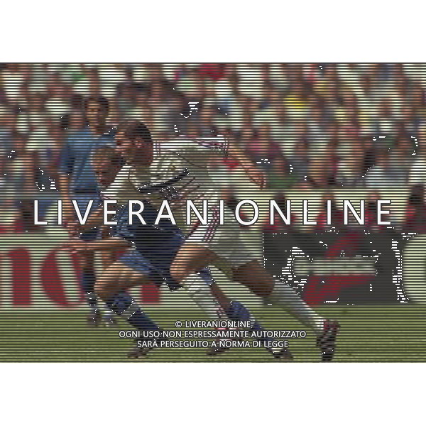 ITALIA FRANCIA CAMPIONATO DEL MONDO FRANCIA 98 QUARTI DI FINALE NELLA FOTO ZINEDINE ZIDANE AG ALDO LIVERANI S A S