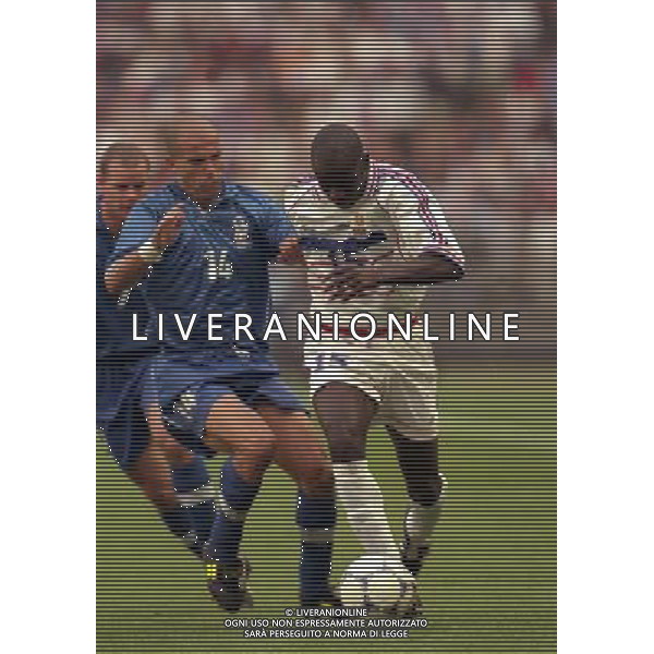 ITALIA FRANCIA CAMPIONATO DEL MONDO FRANCIA 98- 03/07/1998 STADIO SAINT DENIS NELLA FOTO Lilian THURAM-Luigi DI BIAGIO AG ALDO LIVERANI S A S